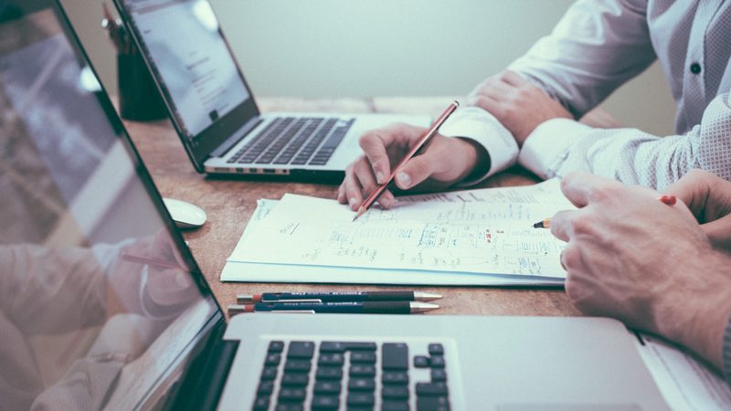 UAE FTA e-invoicing deadlines 2026–2027 timeline